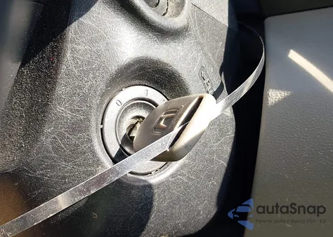 2015 Honda Odyssey Lx z USA, uszkodzony, nr VIN 5FNRL5H28FB122116